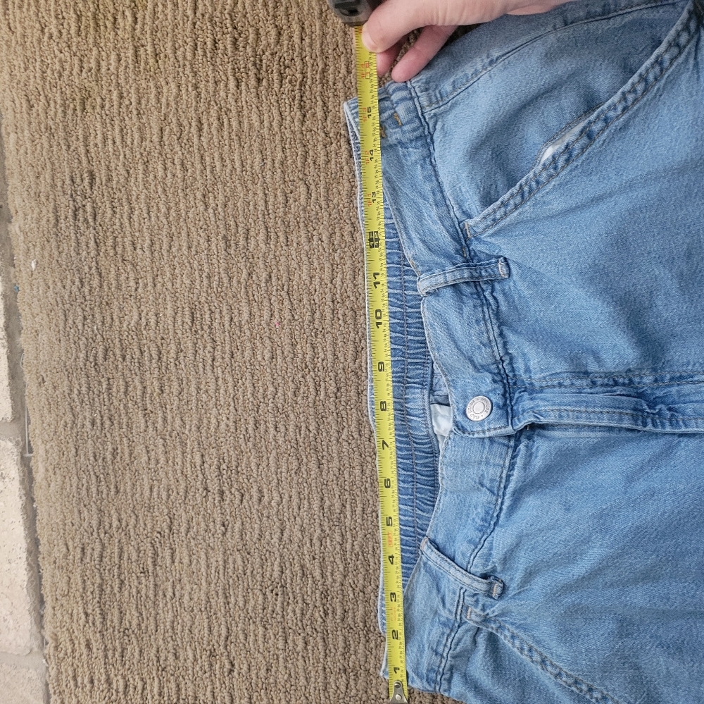 Gap Mid Rise Wide Leg Baggy Cargo Light Jeans, Size 31/12 Loose Fit Pockets. - Picture 11 of 16